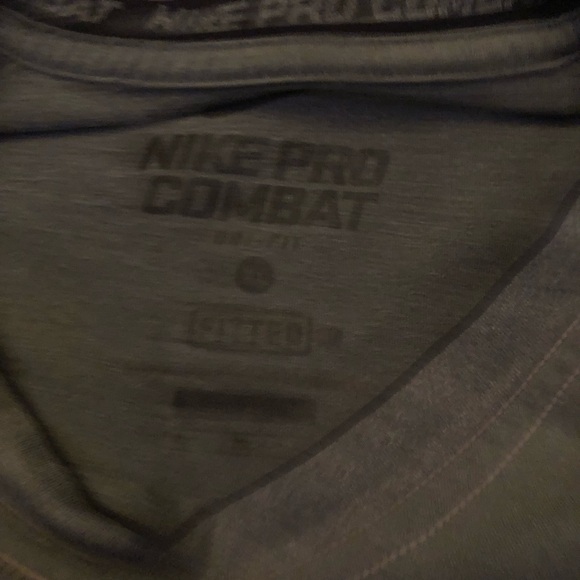 Nike pro combat dri-fit long sleeve men’s xl - Picture 3 of 3